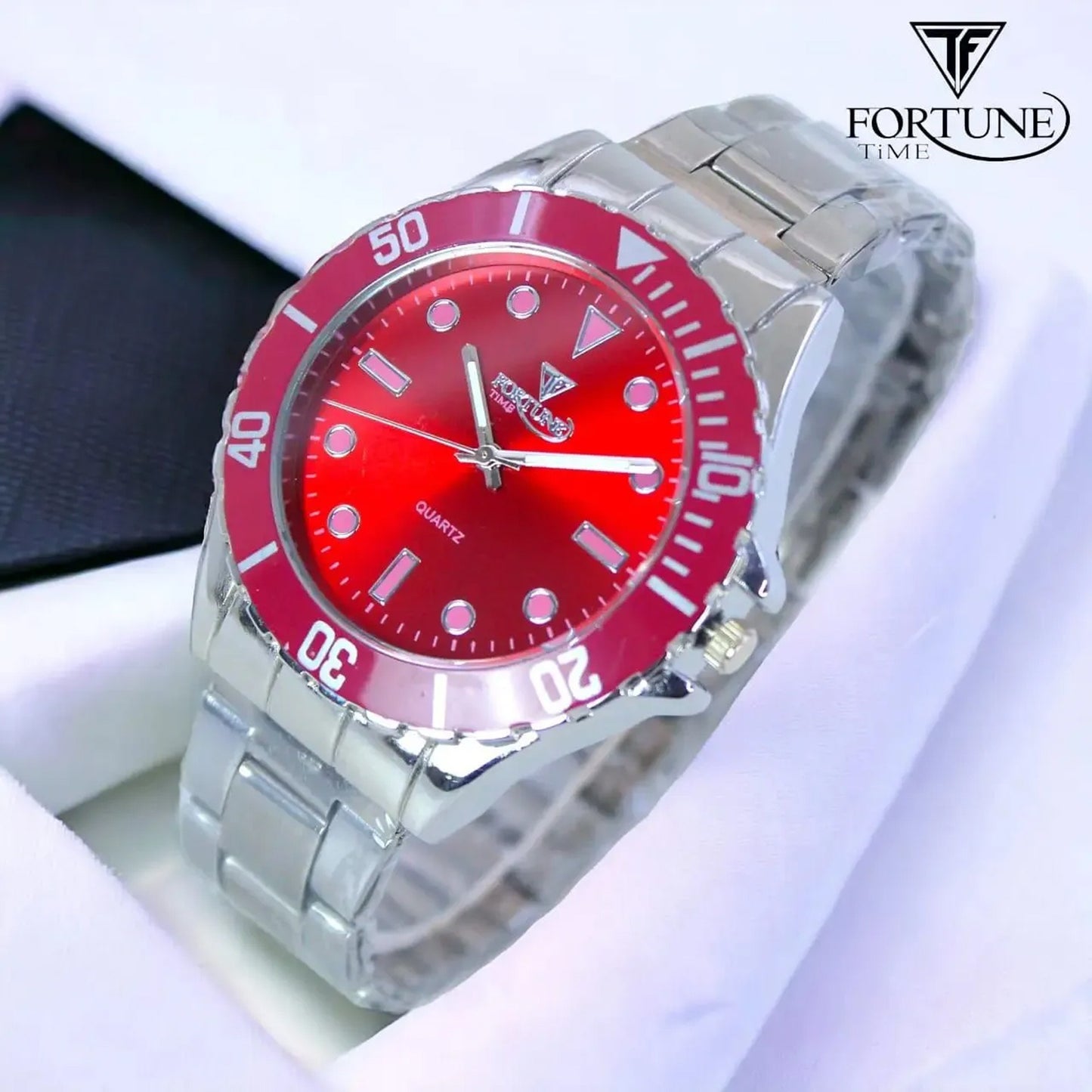 Men Fashion Simple Ghost Water Watches Stainless Steel Mesh