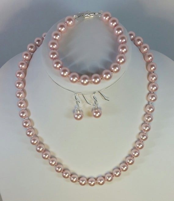 Handmade Pearl Necklace